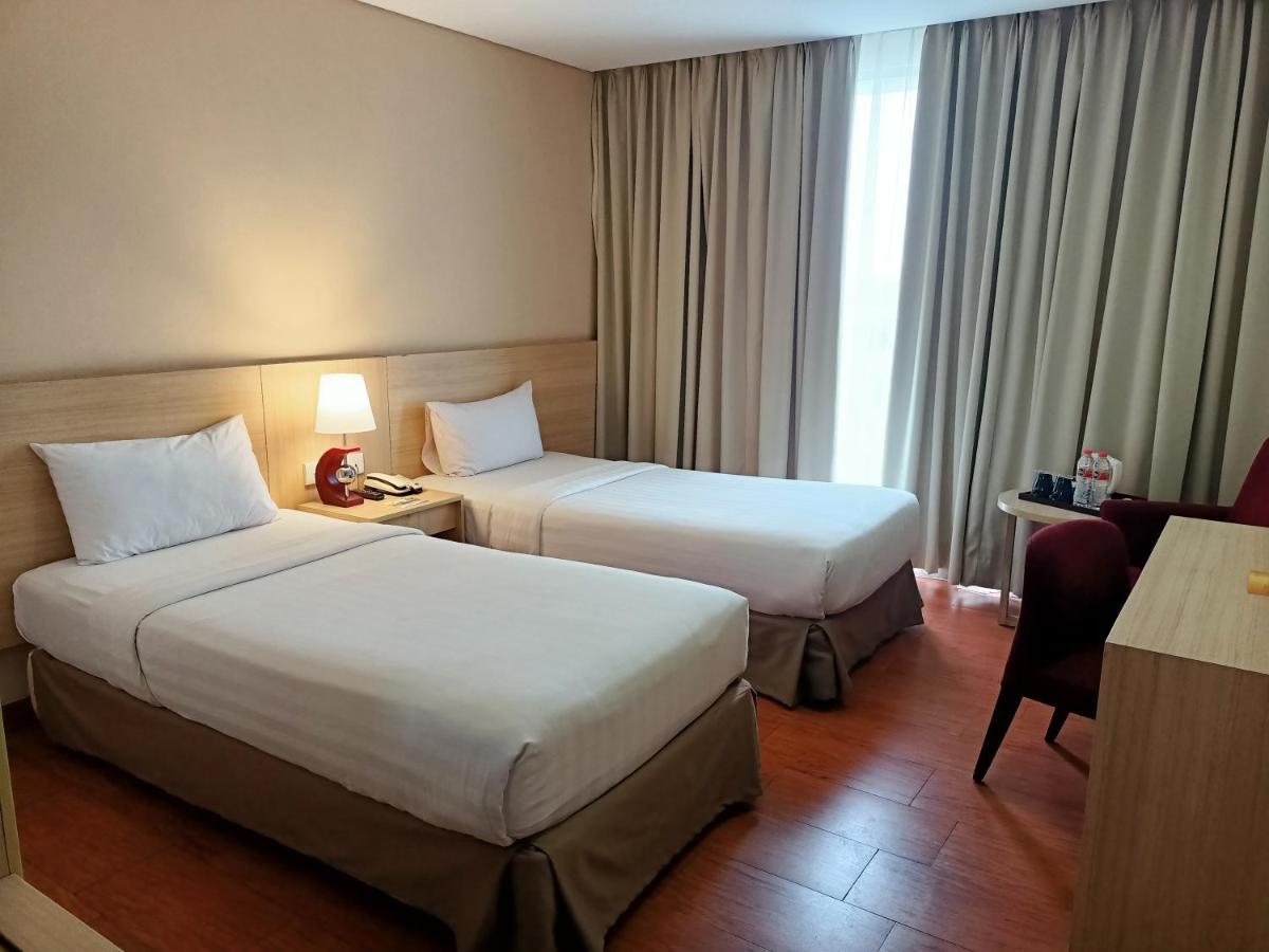 Days Hotel & Suites By Wyndham Jakarta Airport Tangerang Ngoại thất bức ảnh