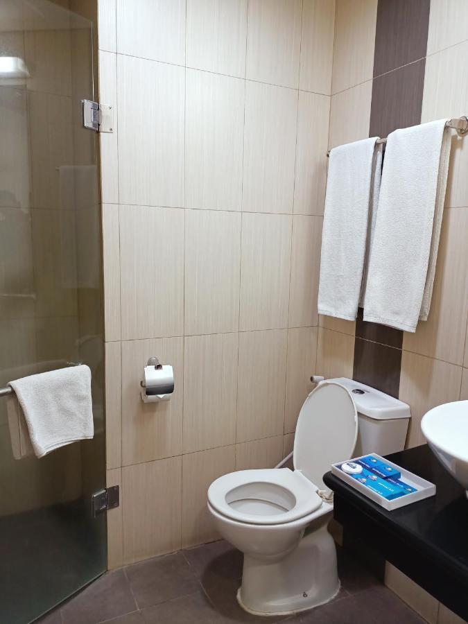 Days Hotel & Suites By Wyndham Jakarta Airport Tangerang Ngoại thất bức ảnh