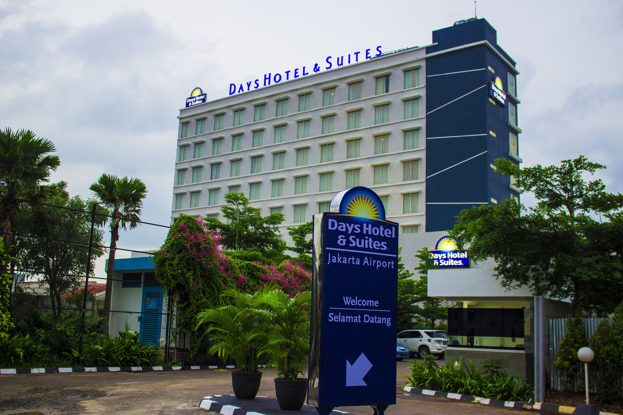 Days Hotel & Suites By Wyndham Jakarta Airport Tangerang Ngoại thất bức ảnh