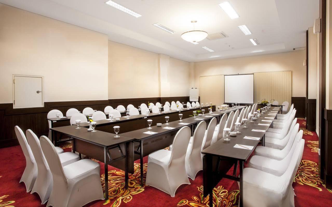 Days Hotel & Suites By Wyndham Jakarta Airport Tangerang Ngoại thất bức ảnh
